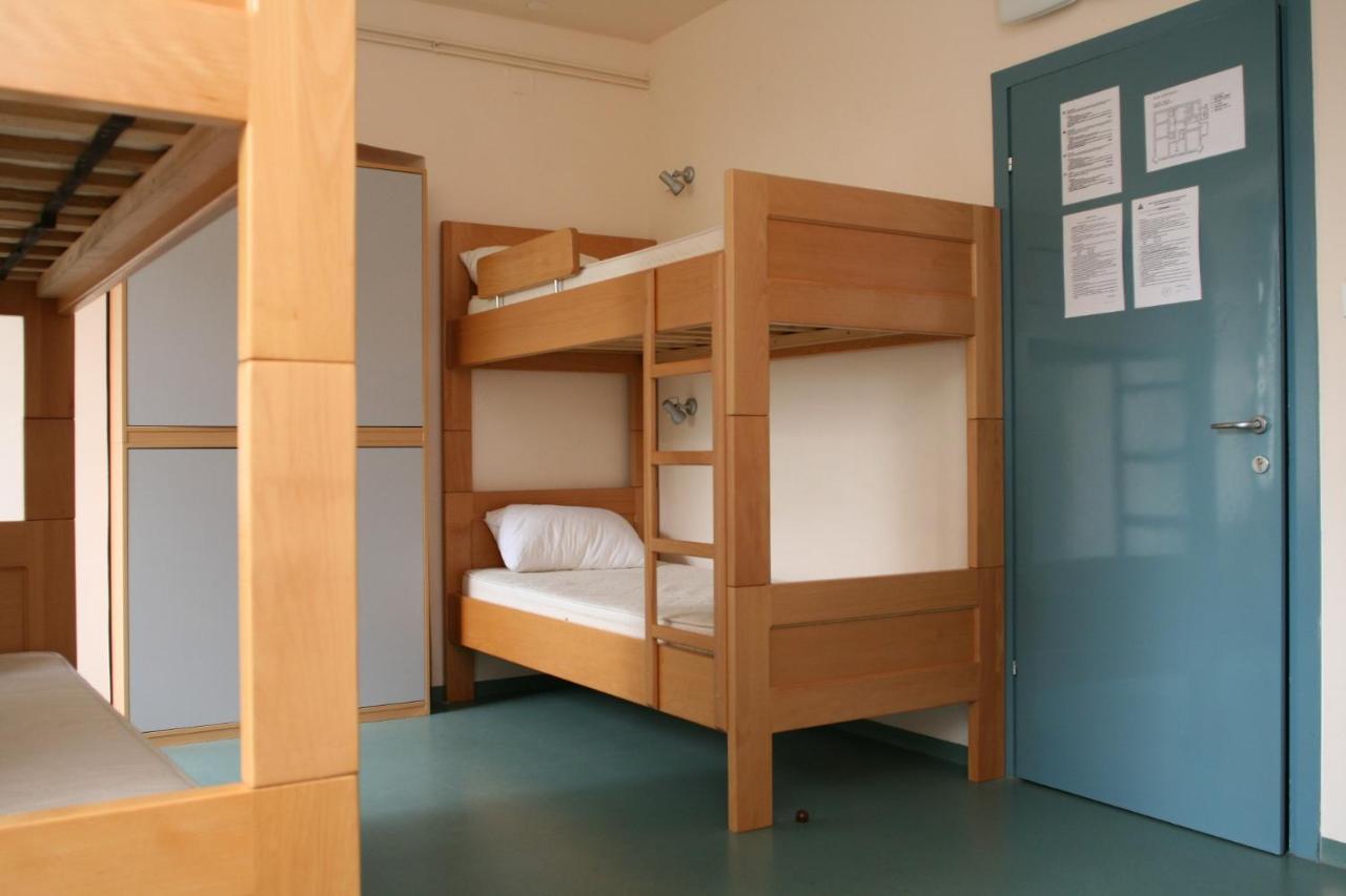 Hi Hostel غييكا المظهر الخارجي الصورة