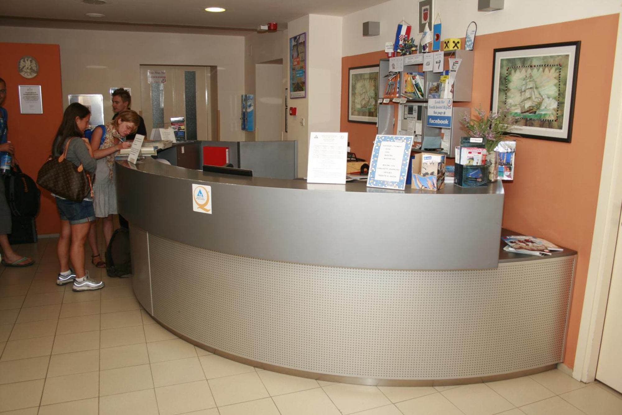 Hi Hostel غييكا المظهر الخارجي الصورة