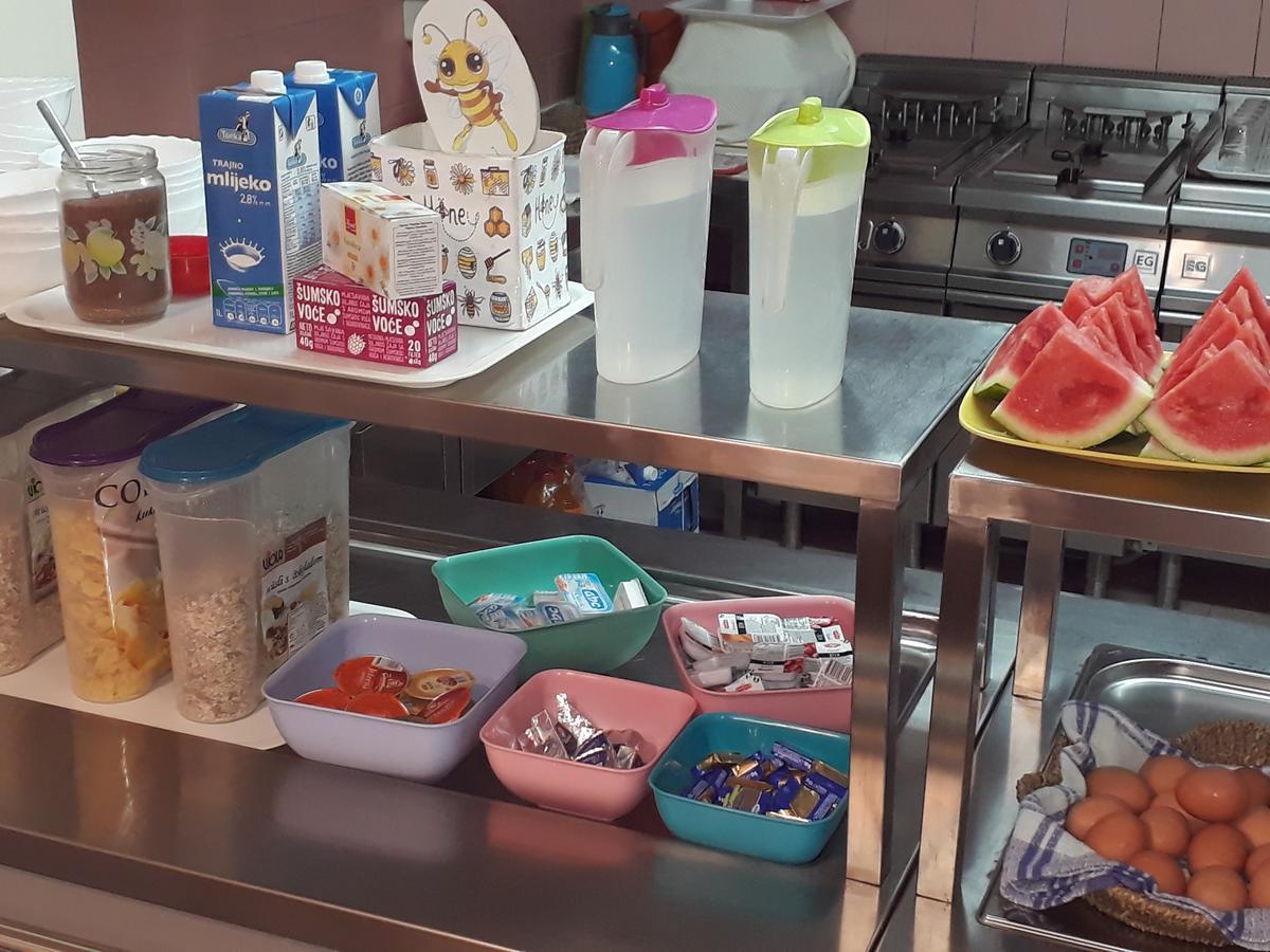 Hi Hostel غييكا المظهر الخارجي الصورة